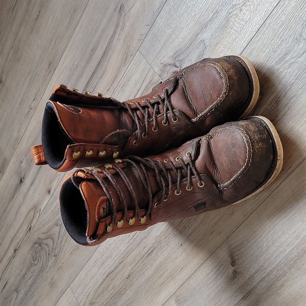 Redwing Irish Setter Steel Toe weather sealed